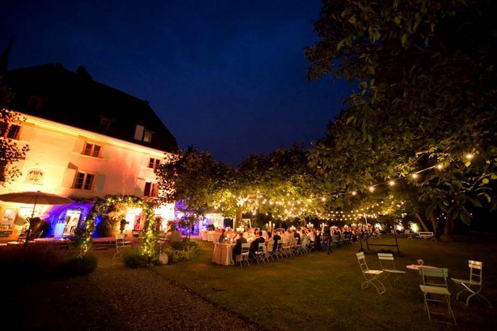 Schloss Ueberstorf - Tafeln, Tagen, Traeumen Ngoại thất bức ảnh